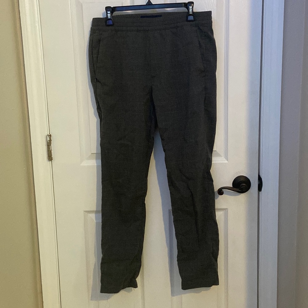 Dark gray plaid Abercrombie and fitch skinny taper pants medium